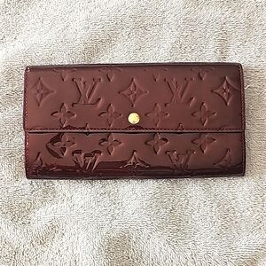 Louis Vuitton Vernis Wallet